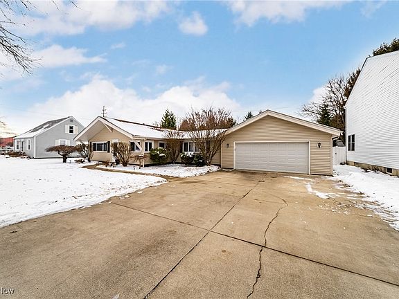 2nd image of 148 Englewood Dr