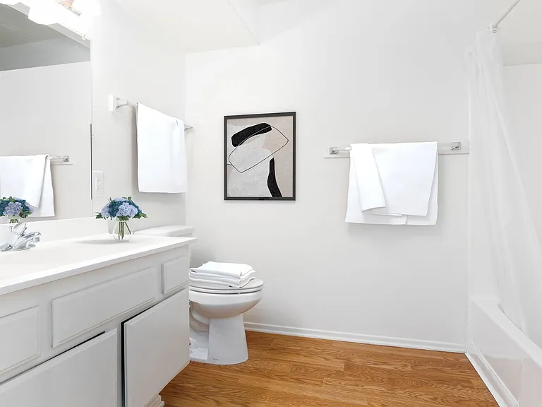 Villa Del Sol Apartment Homes — Photo 6