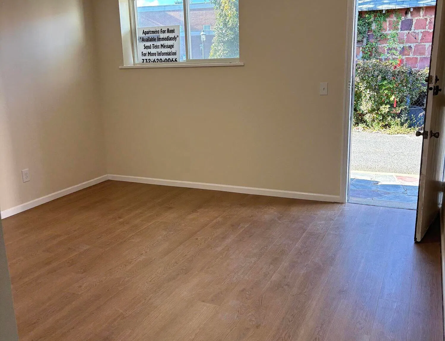 2 bed, 3781 sqft, $2,225 — Photo 1