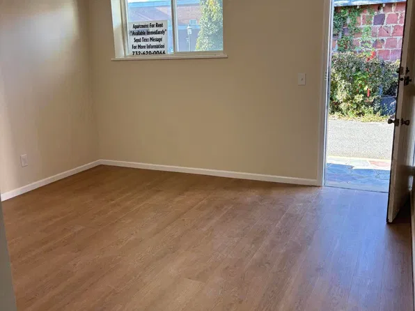 30 Main St APT 5, Keyport, NJ 07735