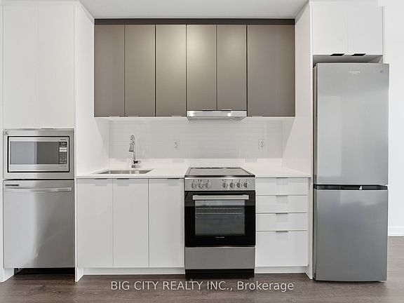 3rd image of 9763 Markham Rd #2108