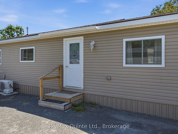 3rd image of 11 Grouse Ln
