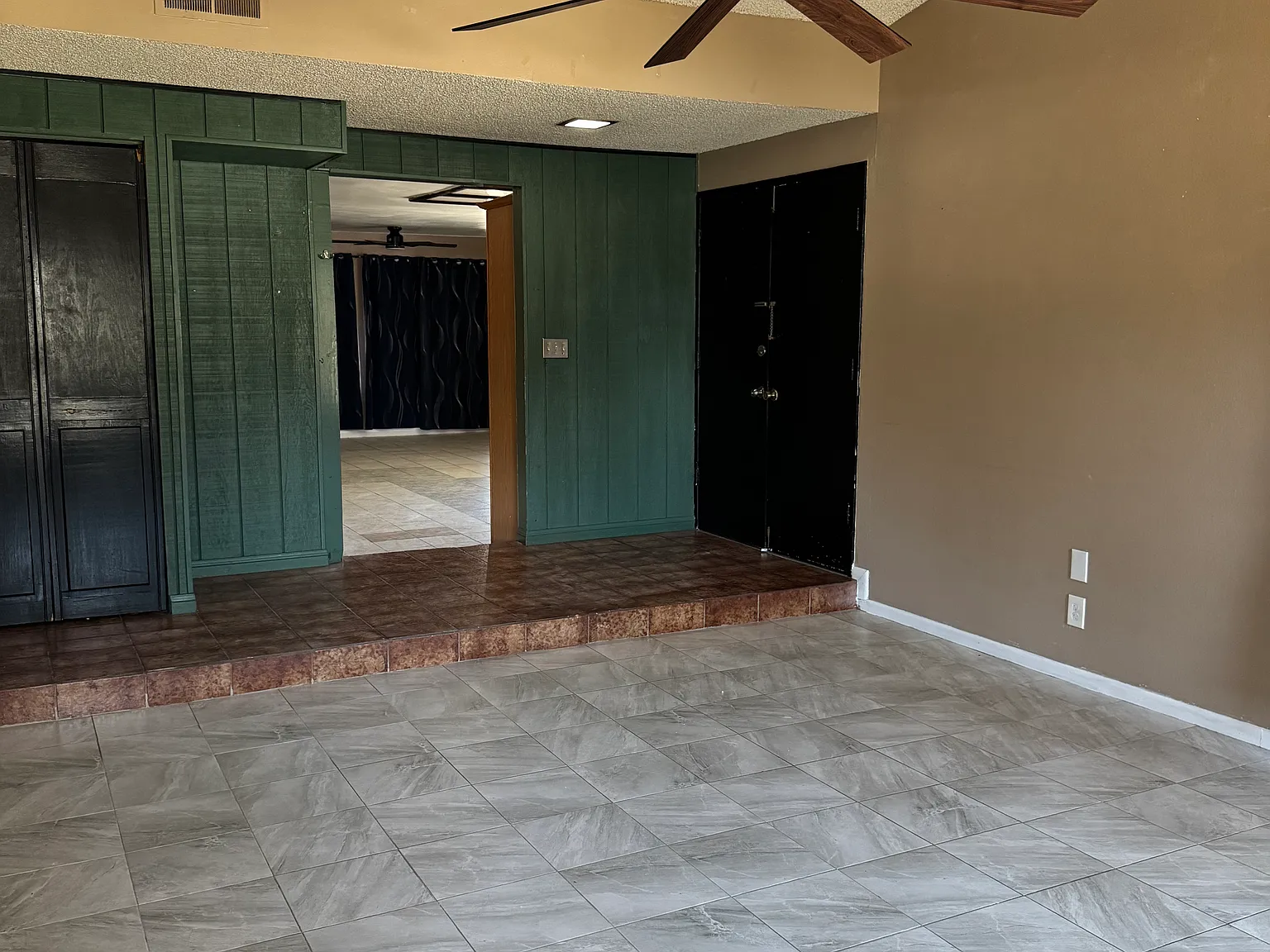 3 bed, 1356 sqft, $3,500 — Photo 4