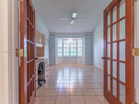 5th image of 5289 Fairway Woods Dr APT 2911