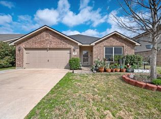909 Penny Royal Ct, Arlington, TX 76002