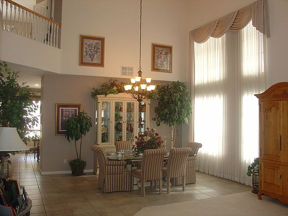 Fomal Dining Room