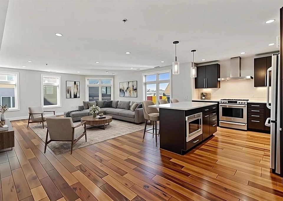 1st image of 112 W 9th St Unit 2