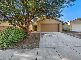723 W Ash Ridge Dr, Green Valley, AZ 85614