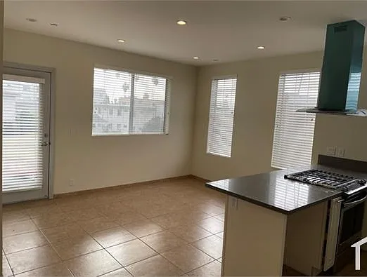 953 N Normandie Ave #200 — Photo 6