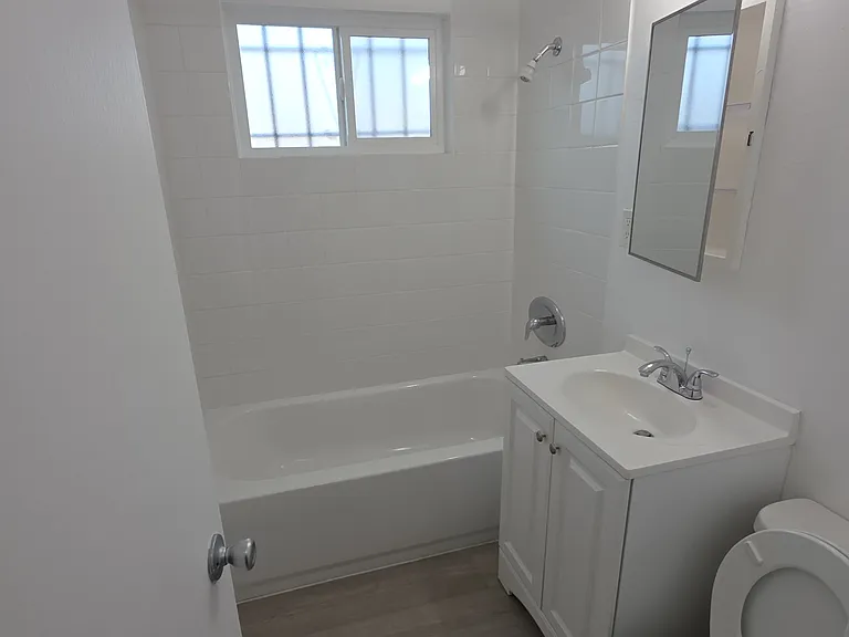 12101 Pacific Ave #5 — Photo 6