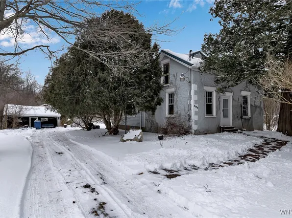 3074 Johnson Creek Rd, Middleport, NY 14105