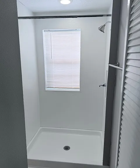 110 Kingston Ave — Photo 16