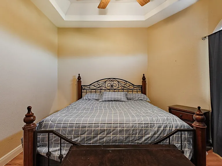 2201 Zacatecas Dr — Photo 24