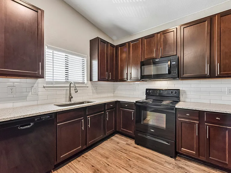 Las Brisas Apartments | Homes for rent in Round Rock, Texas