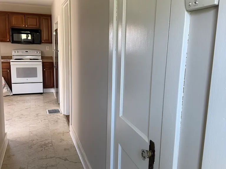 1684 Christian St — Photo 17
