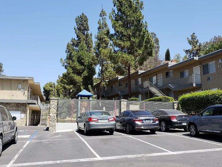 Kenora Terrace Apartments - Spring Valley, CA — Photo 19
