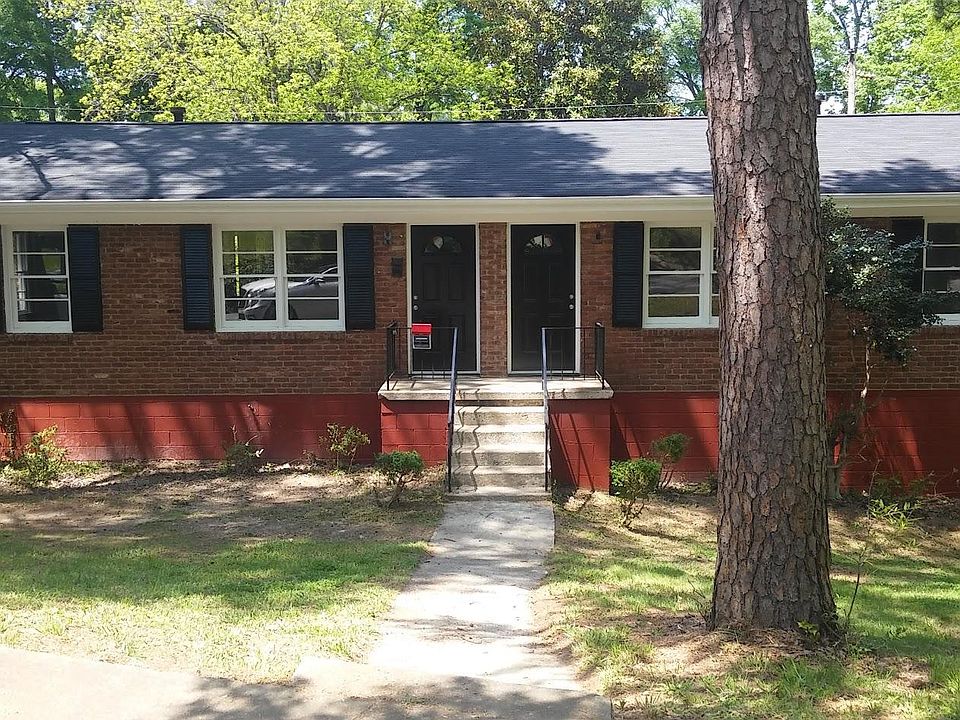 Terrific renovated brick 2bd/1ba duplex