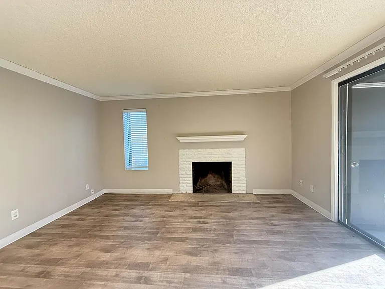 12550 SE Powell Blvd — Photo 8