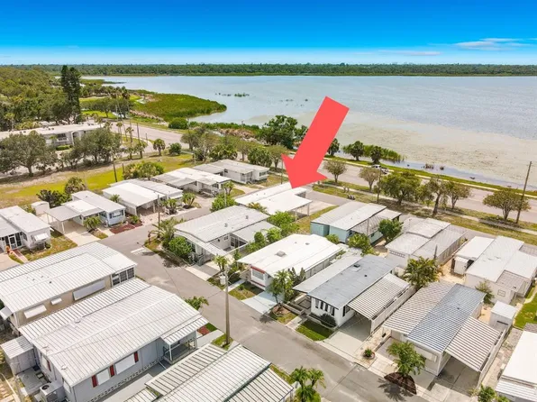 800 32nd Ave S Lot 727, Saint Petersburg, FL 33705