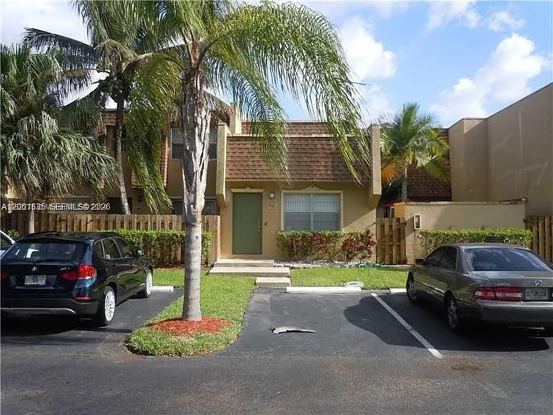 Welleby Townhome 1 Condo — Photo 1