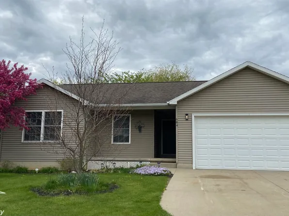 684 Hillside Dr, Corunna, MI 48817