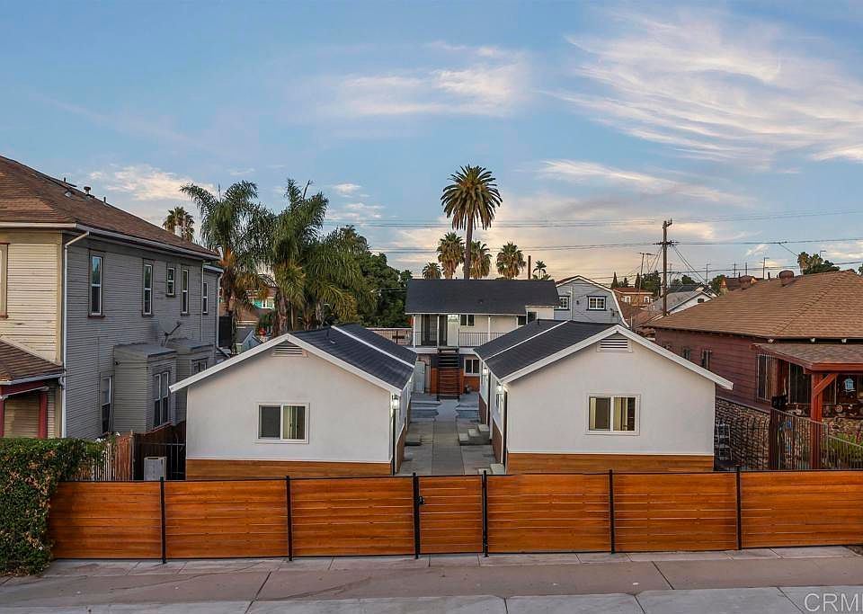 1st image of 2032 Kearney Ave