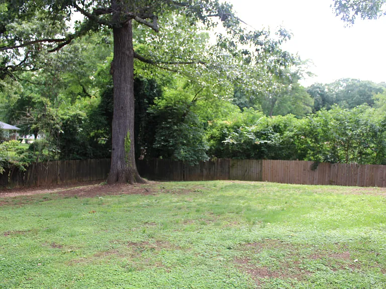 2311 Amber Way — Photo 17