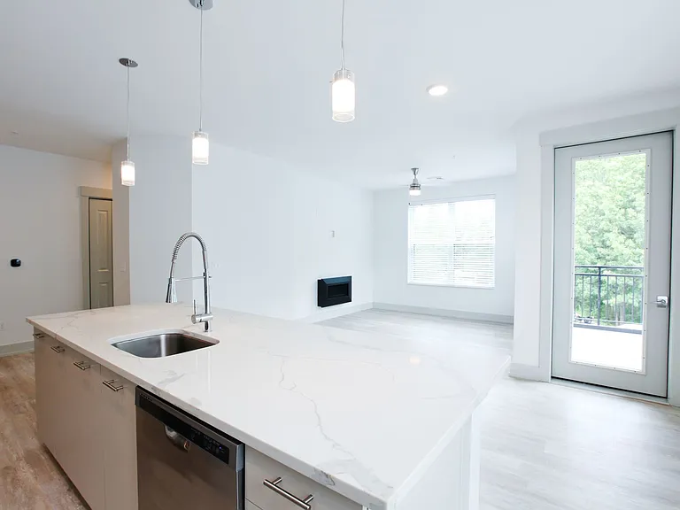 Excelsior Park Apartments — Photo 23