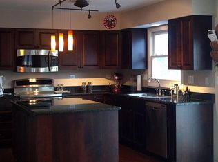 258 Montego Ct, Bloomingdale, IL