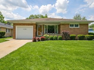 908 S Bryan St, Elmhurst, IL 60126