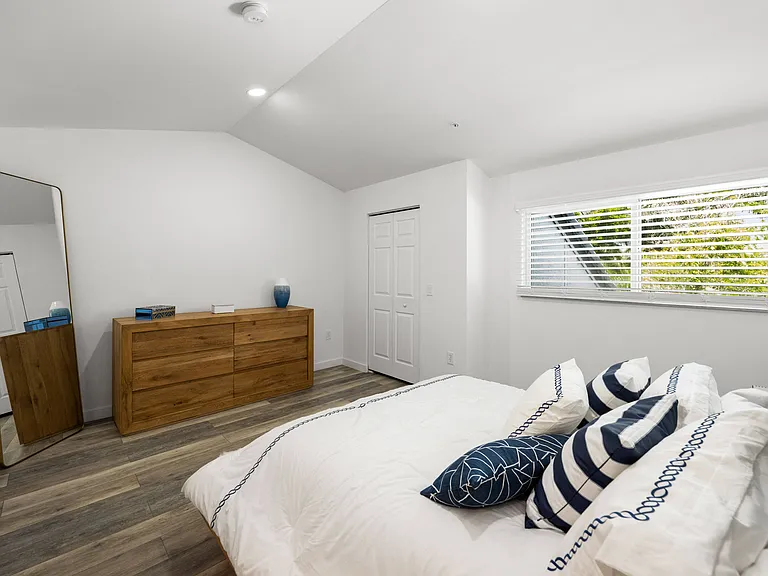 10X Weston — Photo 27