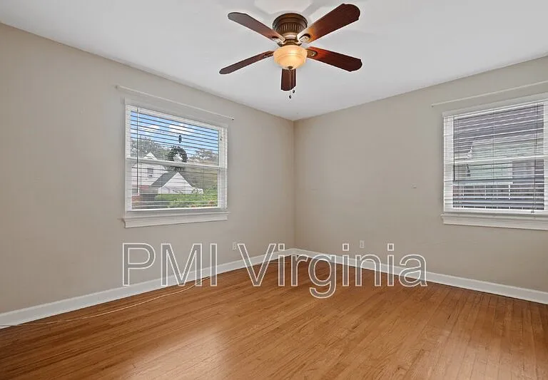 7805 Sheryl Dr — Photo 19