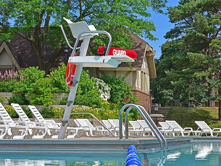 Poolside Seating