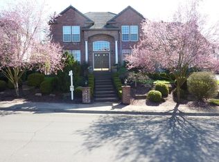 14582 SW Juliet Ter, Tigard, OR 97224