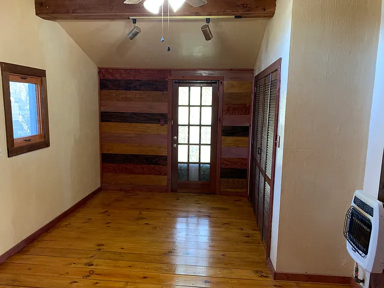 139 Meadows Ln — Photo 34
