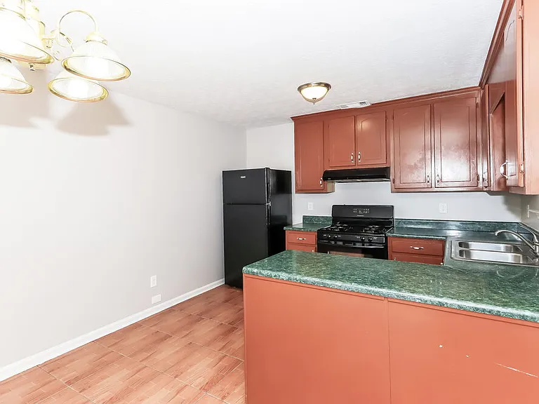 833 Rock Shoals Ct — Photo 10