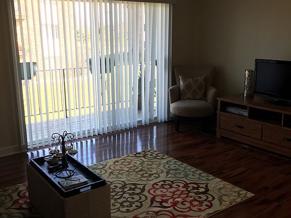 4th image of 10727 Green Meadows Dr APT 2C