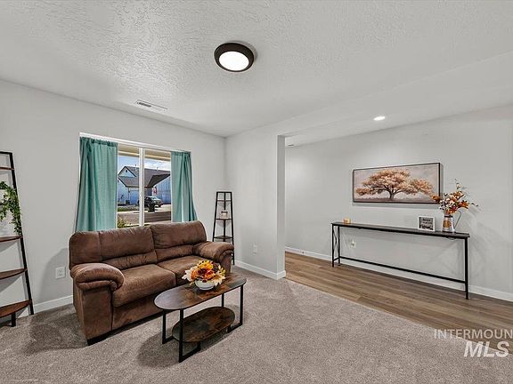 5th image of 8575 S Foraker Way