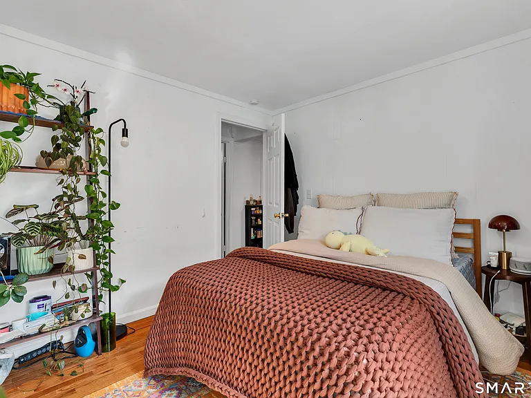 31 Clark St — Photo 8
