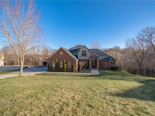 36742 High Meadows Ln, Cumming, IA 50061