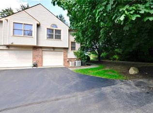 9483 Maple Way, Indianapolis, IN 46268