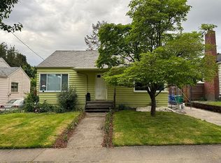 2341 SE Tibbetts St, Portland, OR 97202