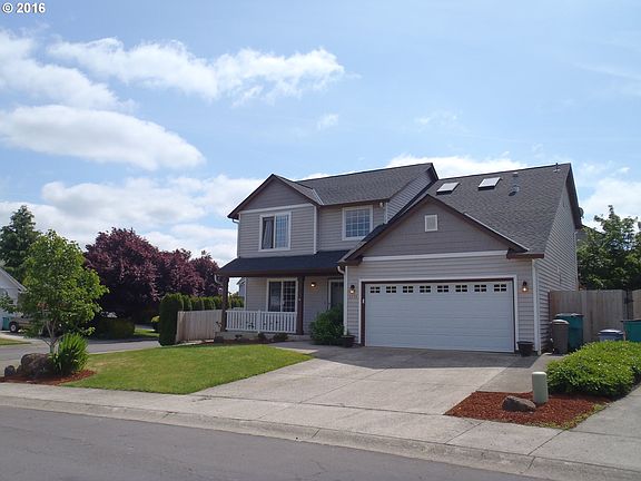 4th image of 3121 NE 185th Ct