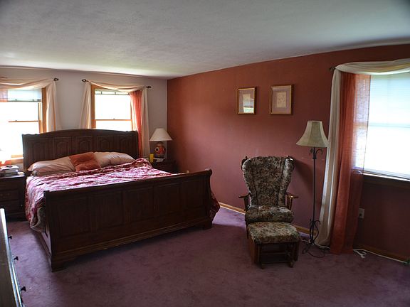 Master Bedroom with bath and walk in closet