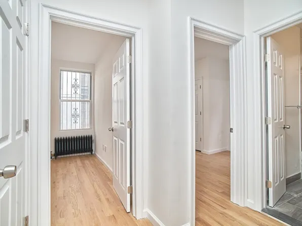 1069 Grant Avenue image 22 of 56