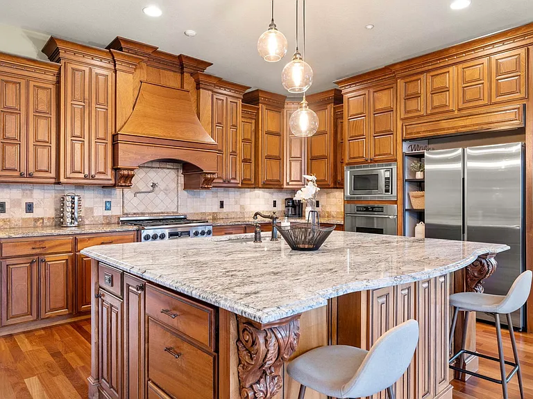 1587 SW Walters Loop — Photo 8