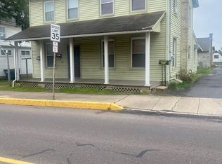 244-246 W Main St, New Holland, PA 17557