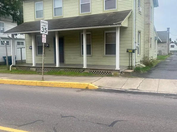 244-246 W Main St, New Holland, PA 17557