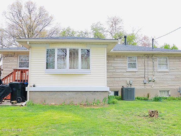 3rd image of 3019 Leman Dr