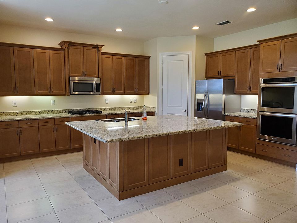 1st image of 8755 Watercrest Cir W